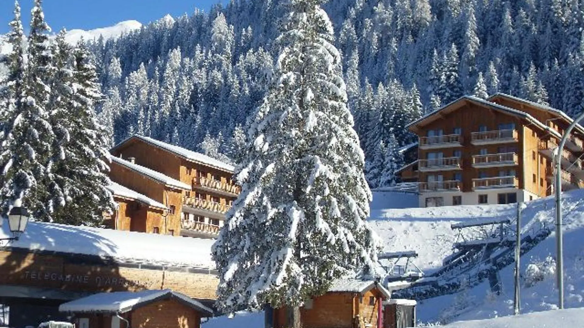 Appart 2 Pieces, 4 Pers, Proche Telecabine Et Commerces, Balcon Au Sud, Casier A Skis - Fr-1-265-206 Valfrejus 0*,  França